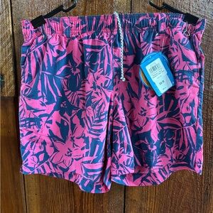 Vibrant Pink Floral Women's Shorts